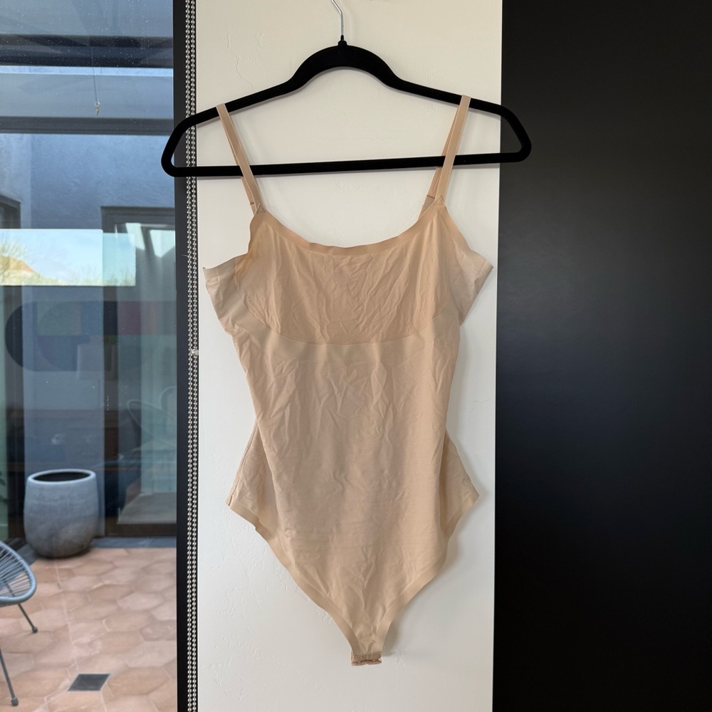 Spanx Nude Trust your Thinstincts Bodysuit Shapewear